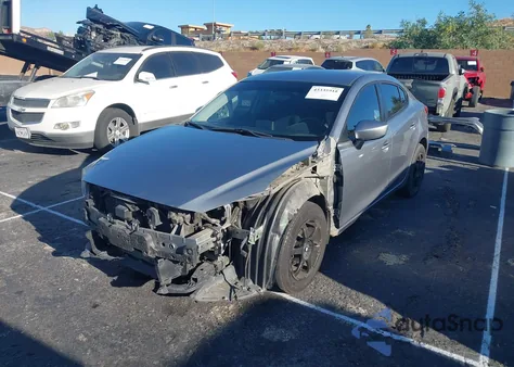 2015 Mazda Mazda3 I Sport z USA, uszkodzony, nr VIN 3MZBM1U7XFM196770